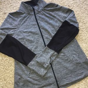 Semi fitted sport exercise jacket XL (16/18)